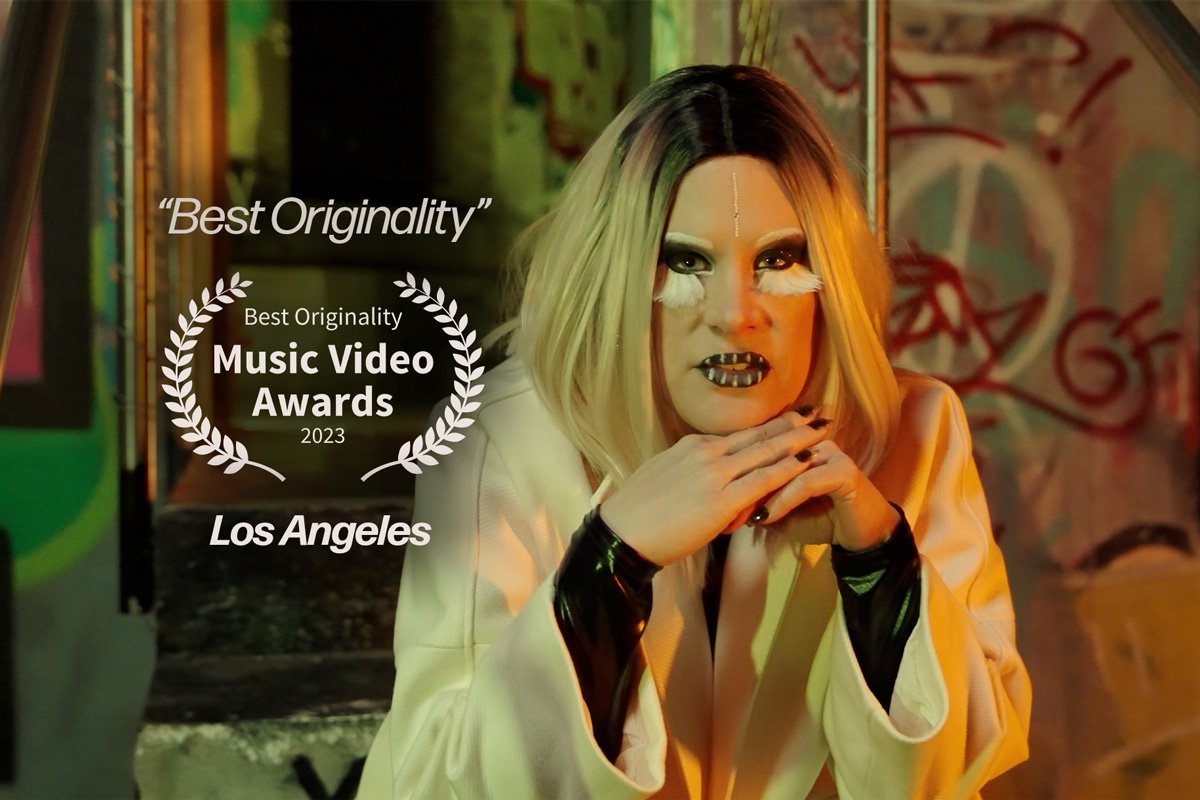 «Lost» mit «Best Ori­gi­na­li­ty» aus­ge­zeich­net an «Music Video Awards» in Los Angeles